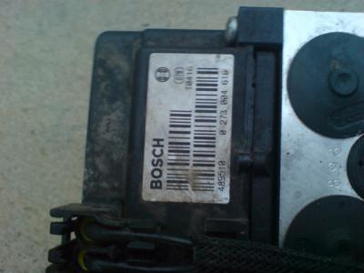 Kia - Magentis - (2002 - 2005) - Hamulce / Pompa ABS