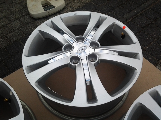 Hyundai - Veloster - (2011-) - Koła / Felgi alu/z lekkich stopów