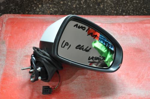 Audi - A1 - 5 drzwi - (2012 - 2015) - Lusterka /  Prawe elektryczne