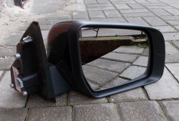 Ford - Ranger - (2011-) - Lusterka /  Prawe elektryczne