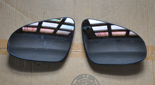 Toyota - Yaris - 5 drzwi - (2011 - 2014)  - Lusterka / Wkład lewego ręcznego