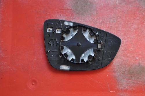 Volkswagen - Passat - Kombi - (2010 - 2014) - Lusterka / Wkład lewego elektrycznego