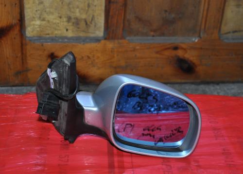 Volkswagen - Golf IV - Kombi - (1999 - 2006) - Lusterka /  Prawe elektryczne