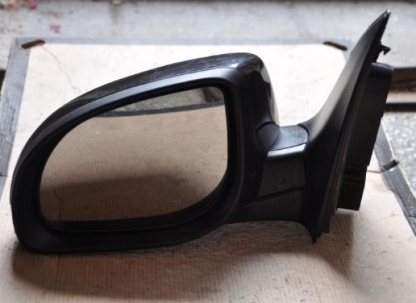 Hyundai - i20 - 3 drzwi - (2012 - 2014) - Lusterka /  Lewe elektryczne