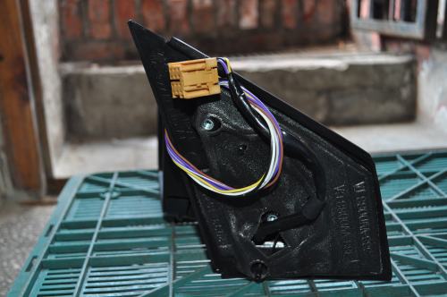 Volkswagen - Polo - 3 drzwi - (2005 - 2009) - Lusterka /  Lewe elektryczne