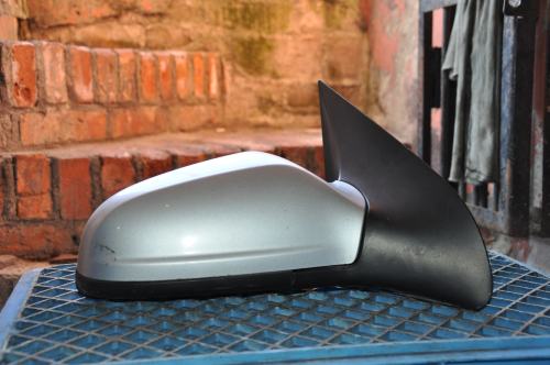 Opel - Astra - H - 4 drzwi - (2007 - 2014) - Lusterka /  Prawe elektryczne