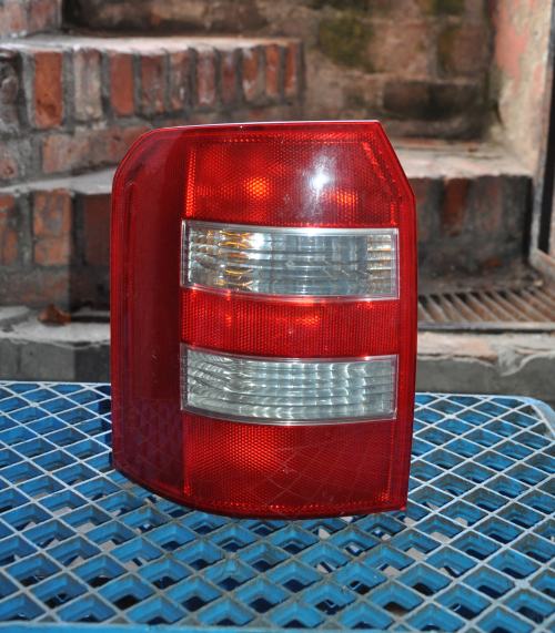 Audi - A2 - (2000 - 2006) - Oświetlenie / Lampa tylna lewa