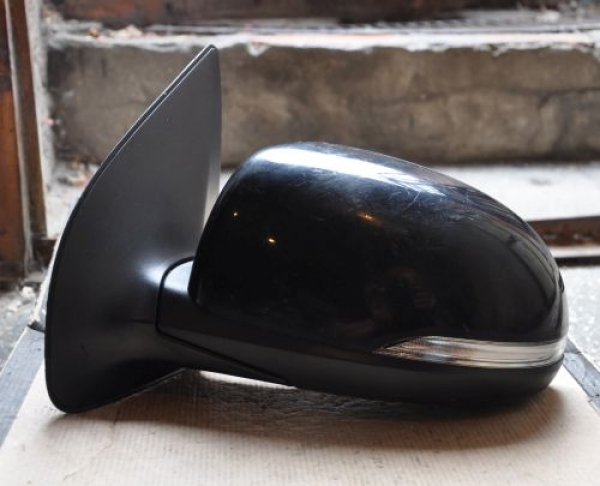 Hyundai - i20 - 5 drzwi - (2012 - 2014) - Lusterka /  Lewe elektryczne