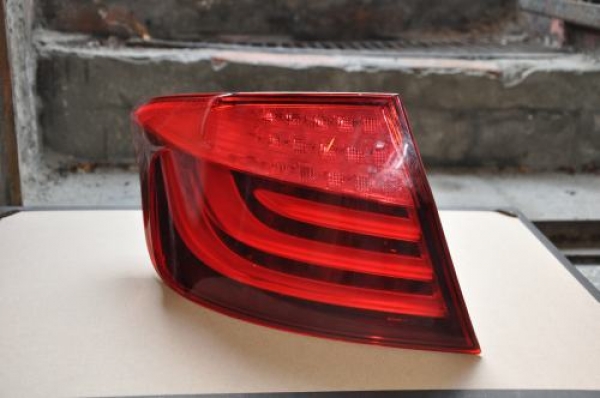 BMW - Seria 5 - F10 - (2010 - 2013) - Oświetlenie / Lampa tylna lewa