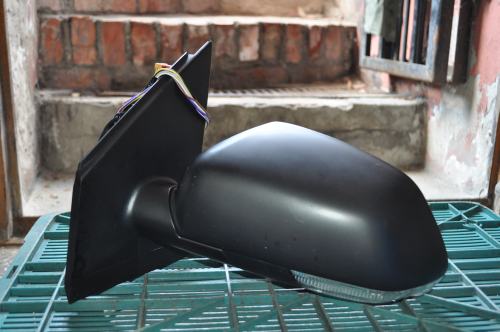 Volkswagen - Polo - 5 drzwi - (2005 - 2009) - Lusterka /  Lewe elektryczne