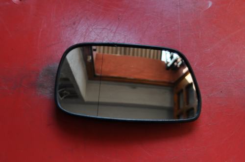 Toyota - Avensis - 4 drzwi - (2000 - 2003) - Lusterka / Wkład lewego elektrycznego