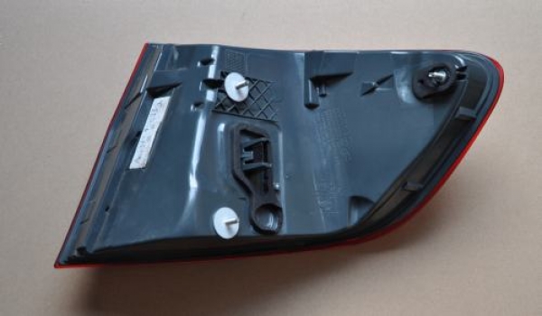 BMW - Seria 5 - F10 - (2010 - 2013) - Oświetlenie / Lampa tylna lewa