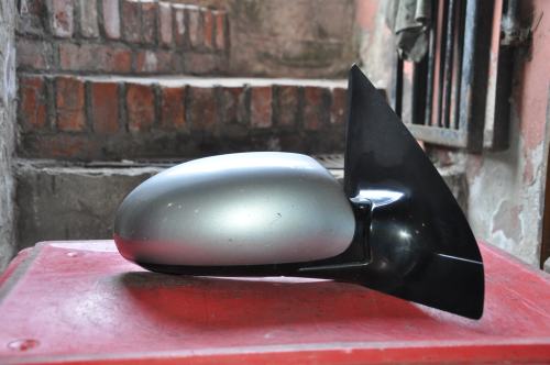 Ford - Focus - 5 drzwi - (1998 - 2001) - Lusterka /  Prawe elektryczne