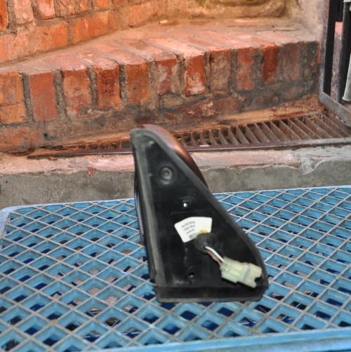 Land Rover - Discovery - 5 drzwi - (1998 - 2002) - Lusterka /  Lewe elektryczne