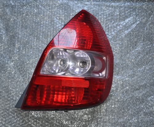Honda - Jazz - (2005 - 2008) - Oświetlenie / Lampa tylna  prawa