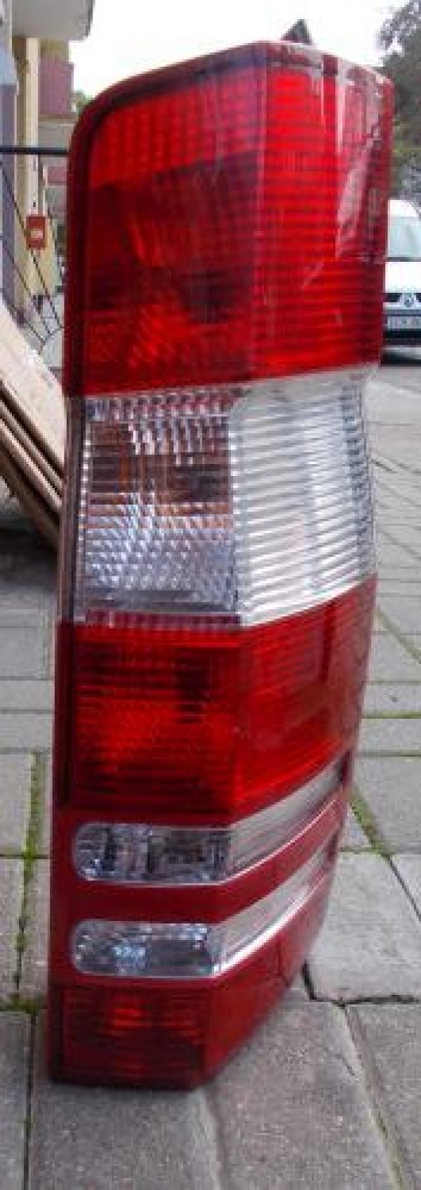 Mercedes-Benz - Sprinter - 309-324 - Osob./Tow.- (2006 - 2013) - Oświetlenie / Lampa tylna  prawa