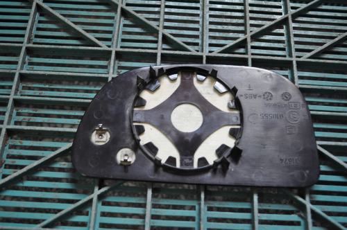 Mitsubishi - Space Star - (2002 - 2006) - Lusterka / Wkład prawego elektrycznego