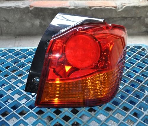 Mitsubishi - ASX - (2012-) - Oświetlenie / Lampa tylna  prawa