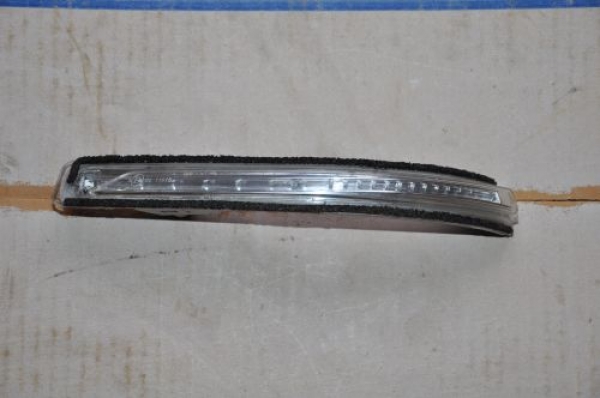 Hyundai - i20 - 3 drzwi - (2014-) - Lusterka / Kierunkowskaz w lusterku lewy