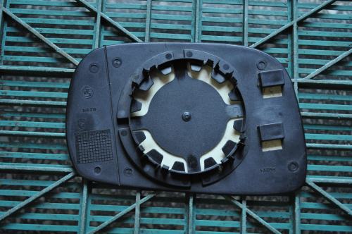 Opel - Agila - (2003 - 2008) - Lusterka / Wkład prawego ręcznego