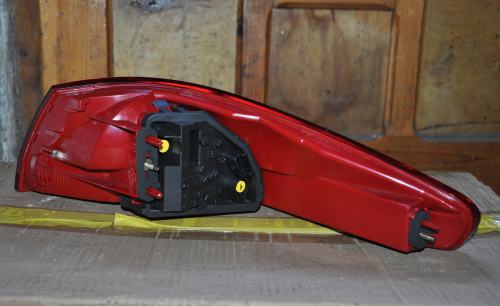 Peugeot - 607 - (2004 - 2010) - Oświetlenie / Lampa tylna lewa