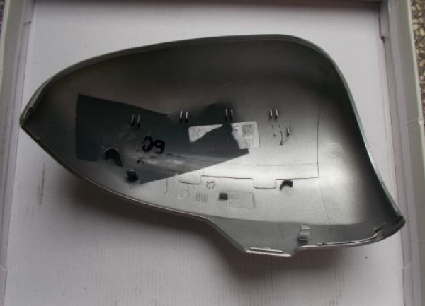 Toyota - Avensis - 4 drzwi - (2012 - 2015) - Lusterka / Obudowa strona lewa