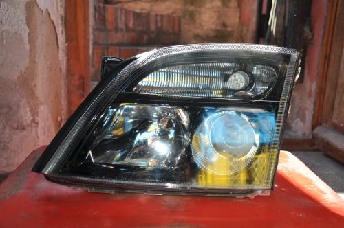 Opel - Vectra - C - 5 drzwi - (2002 - 2005) - Oświetlenie / Lampa przednia lewa