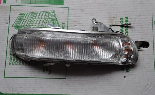 Mercedes-Benz - A-Klasa - W168 - 5 drzwi - (2001- 2004) - Lusterka / Kierunkowskaz w lusterku prawy