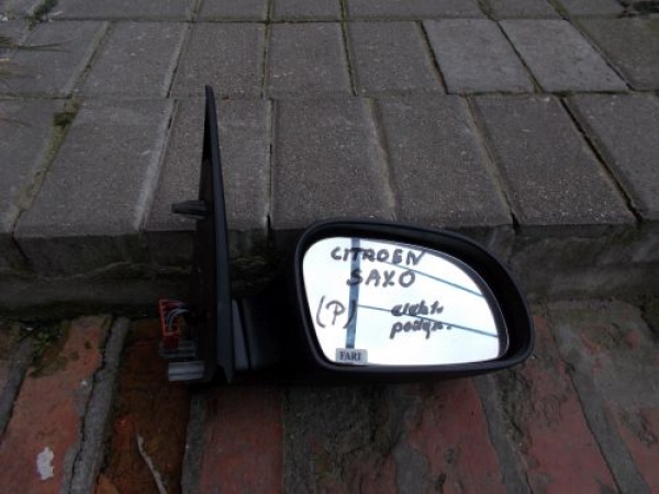 Citroen  - Saxo - 3 drzwi - (1996 - 1999) - Lusterka /  Prawe elektryczne