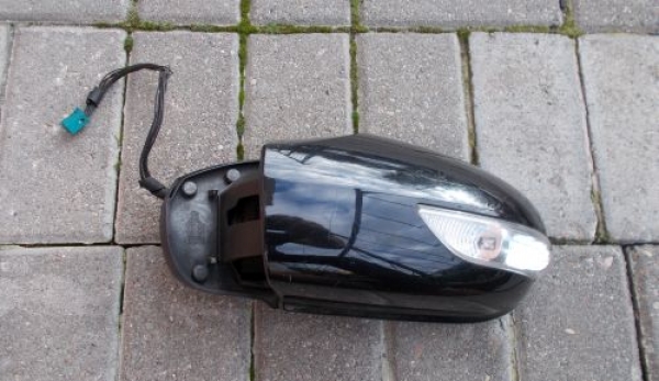 Mercedes-Benz - B-Klasa - W245 - (2005 - 2008) - Lusterka /  Lewe elektryczne