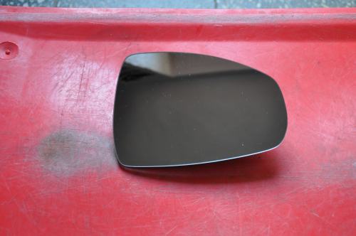 Audi - A1 - 3 drzwi - (2010 - 2015) - Lusterka / Wkład prawego elektrycznego