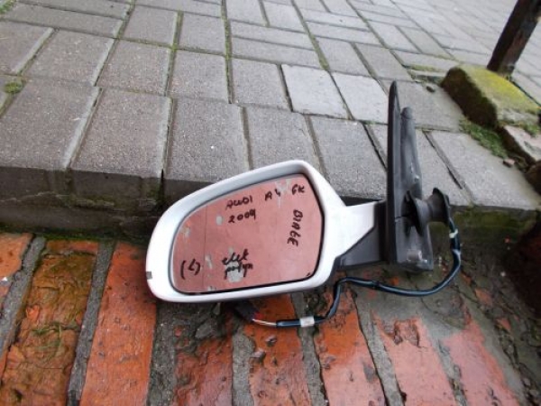 Audi - A4 - (2007 - 2012) - Lusterka /  Lewe elektryczne