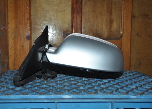 Audi - A3 - 5 drzwi - (2008 - 2012) - Lusterka /  Prawe elektryczne