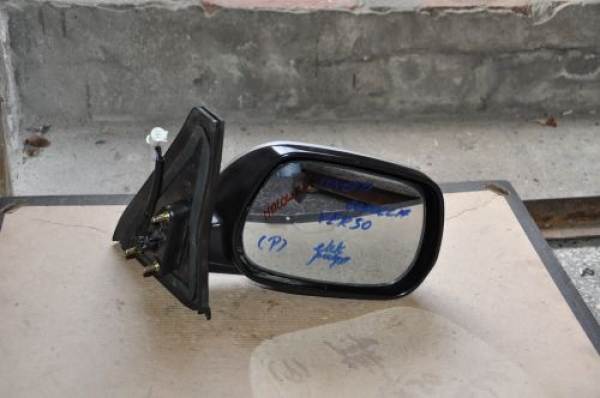 Toyota - Corolla - Verso - (2001 - 2004) - Lusterka /  Prawe elektryczne