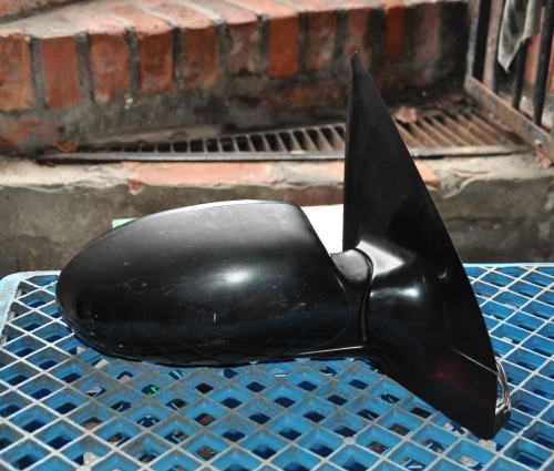 Ford - Focus - 5 drzwi - (1998 - 2001) - Lusterka /  Prawe elektryczne