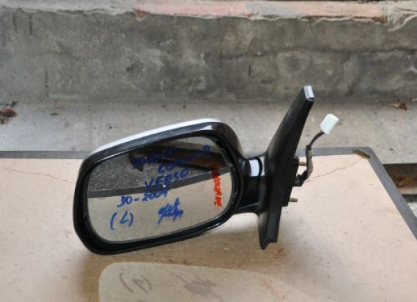 Toyota - Corolla - Verso - (2001 - 2004) - Lusterka /  Lewe elektryczne