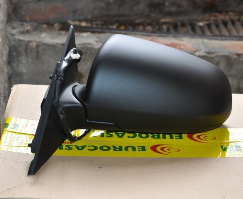 Audi - A3 - 5 drzwi - (2004 - 2008) - Lusterka /  Lewe elektryczne