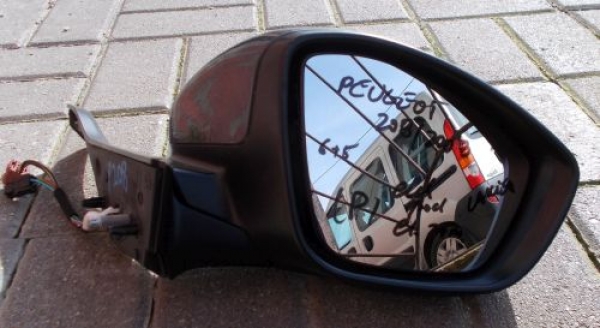 Peugeot - 208 - 5 drzwi - (2012 - 2015) - Lusterka /  Prawe elektryczne