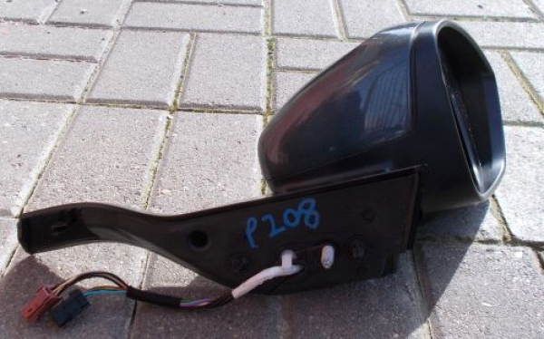 Peugeot - 208 - 5 drzwi - (2012 - 2015) - Lusterka /  Prawe elektryczne