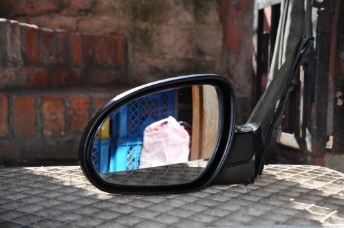 Hyundai - i30 - 5 drzwi - (2007 - 2010) - Lusterka /  Lewe elektryczne