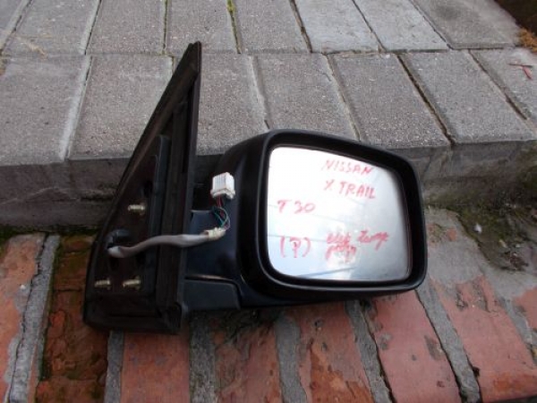 Nissan - X-Trail - (2003 - 2007) - Lusterka /  Prawe elektryczne