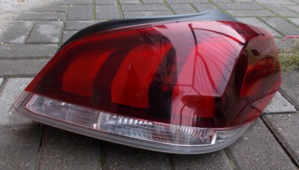 Peugeot - 508 - 4 drzwi - (2014-) - Oświetlenie / Lampa tylna  prawa