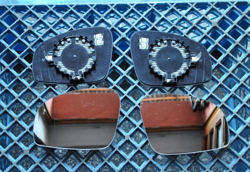 Skoda - Fabia - Kombi - (2010 - 2015) - Lusterka / Wkład prawego ręcznego