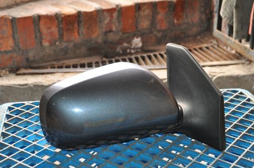 Toyota - Avensis - 5 drzwi - (2003 - 2006) - Lusterka /  Prawe elektryczne