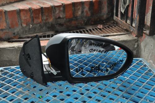 Nissan - Qashqai - (2010 - 2013) - Lusterka /  Prawe elektryczne