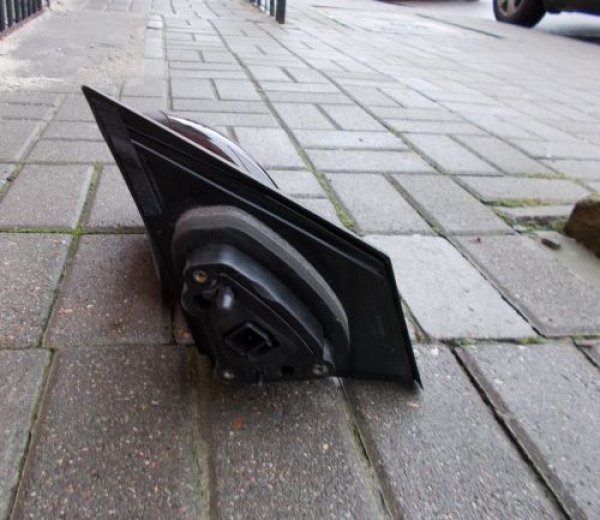 Chevrolet - Cruze - 4 drzwi - (2012-) - Lusterka /  Lewe elektryczne