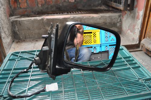 Nissan - Terrano II - 3 drzwi - (1993 - 1999) - Lusterka /  Prawe elektryczne