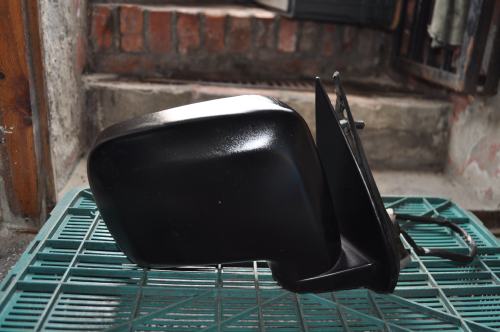 Nissan - Terrano II - 3 drzwi - (1999 - 2002) - Lusterka /  Prawe elektryczne