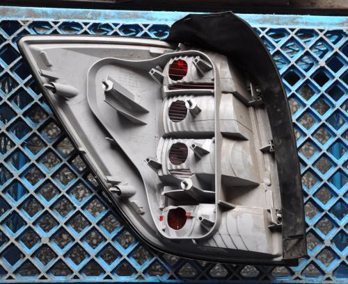 Opel - Astra - H - Kombi - (2004 - 2007) - Oświetlenie / Lampa tylna  prawa