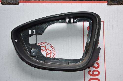 Volkswagen - Scirocco - (2008 - 2014) - Lusterka / Ramka lewa